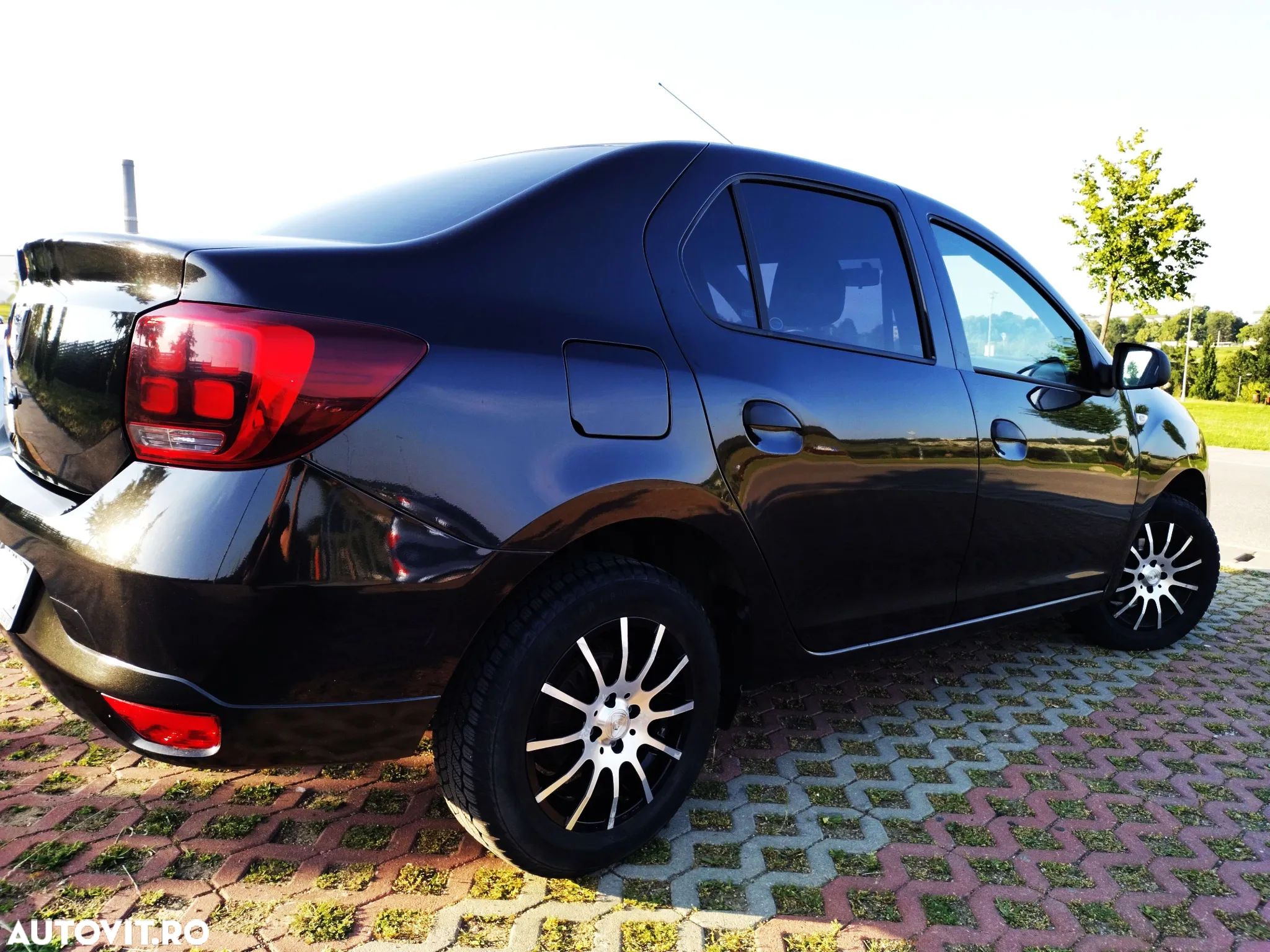 Dacia Logan 0.9 TCe GPL SL PLUS - 1