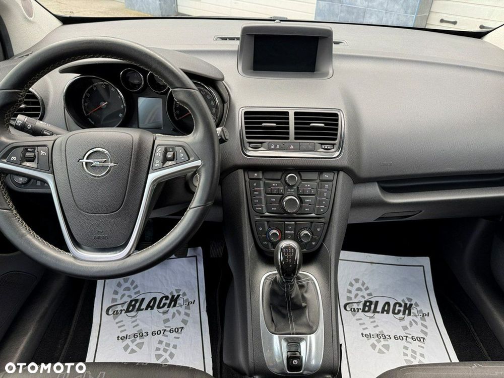Opel Meriva - 12