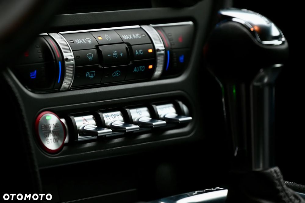 Ford Mustang 5.0 Ti-VCT V8 GT - 36