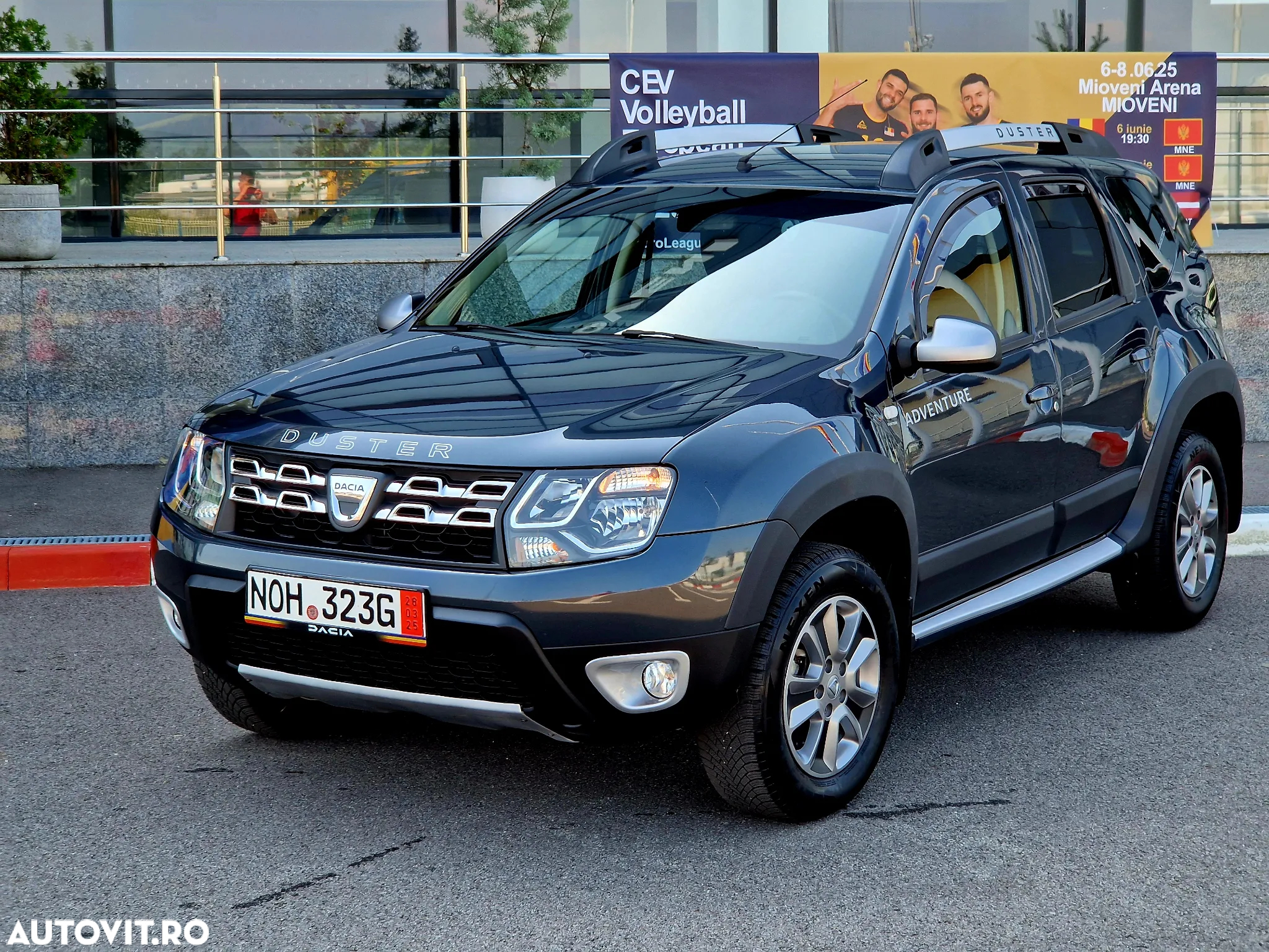 Dacia Duster 1.6 4x2 Laureate - 2