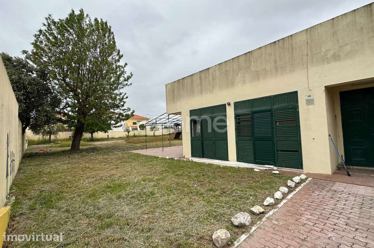 Prédio Comercial em Alcochete - Grande imagem: 4/14