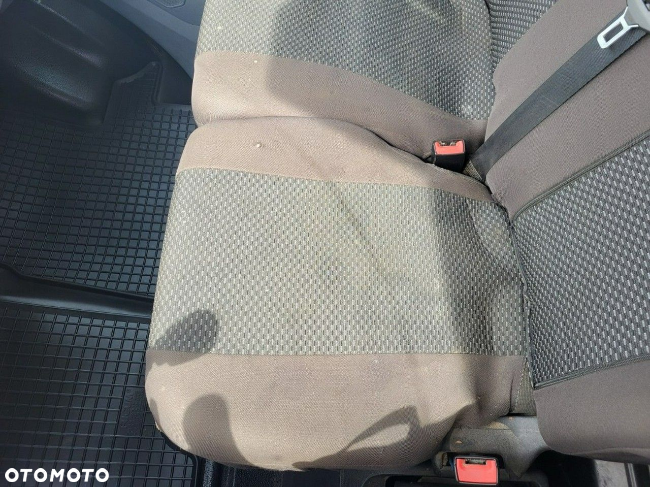 Ford Transit - 13