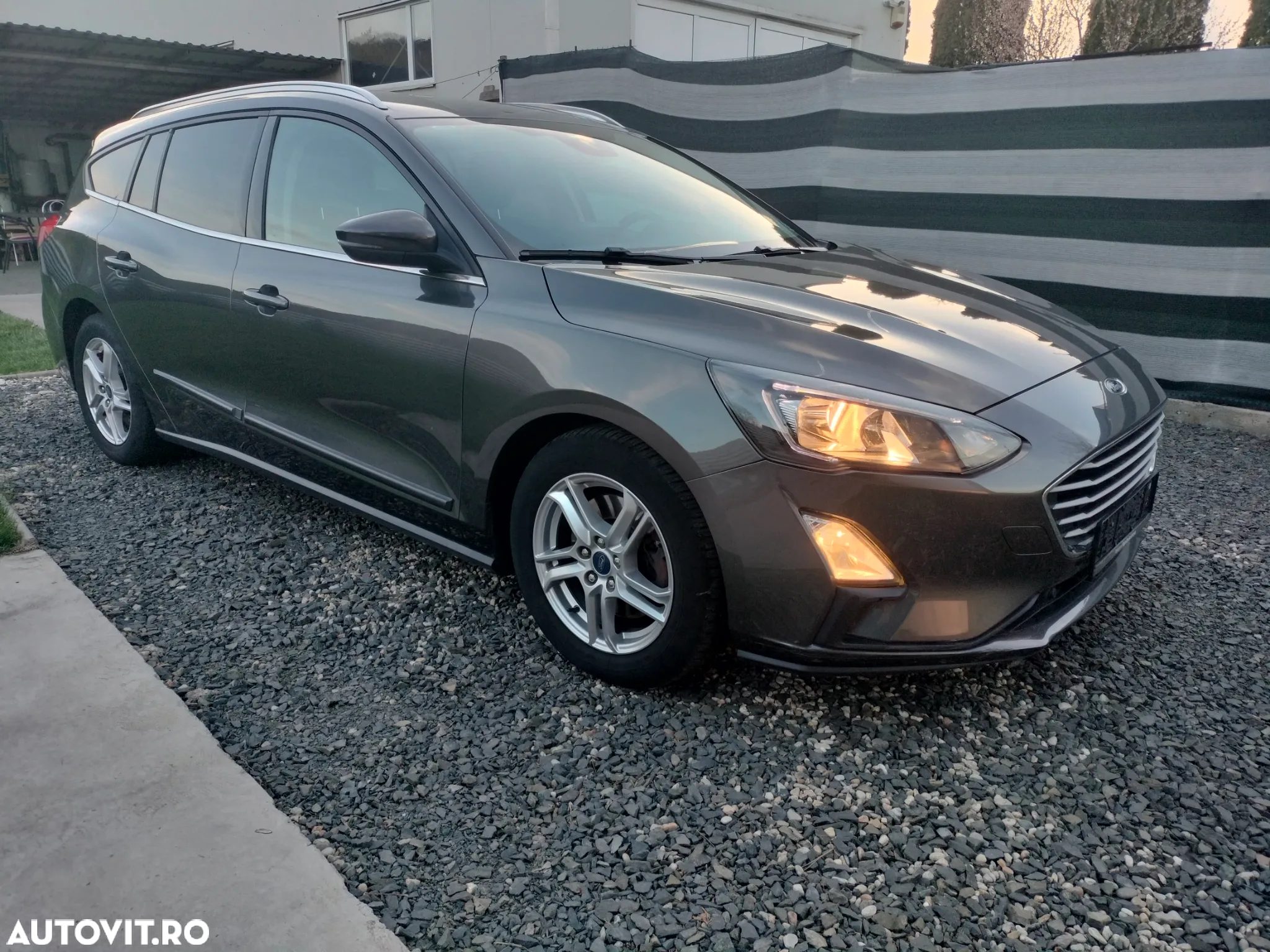 Ford Focus - 20