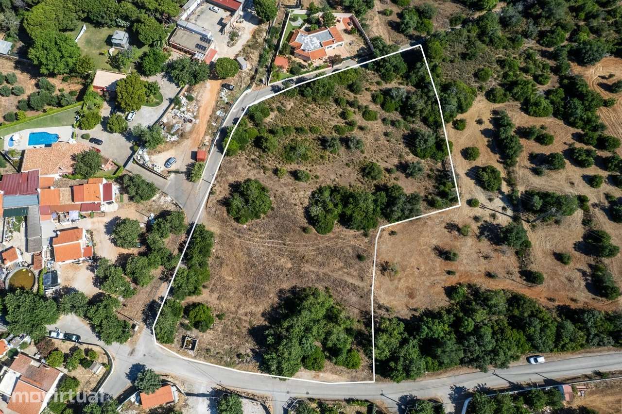 Terreno Rústico| Almancil| Loulé | Luz, Eletricidade e Água| 6938m2 - Grande imagem: 2/17