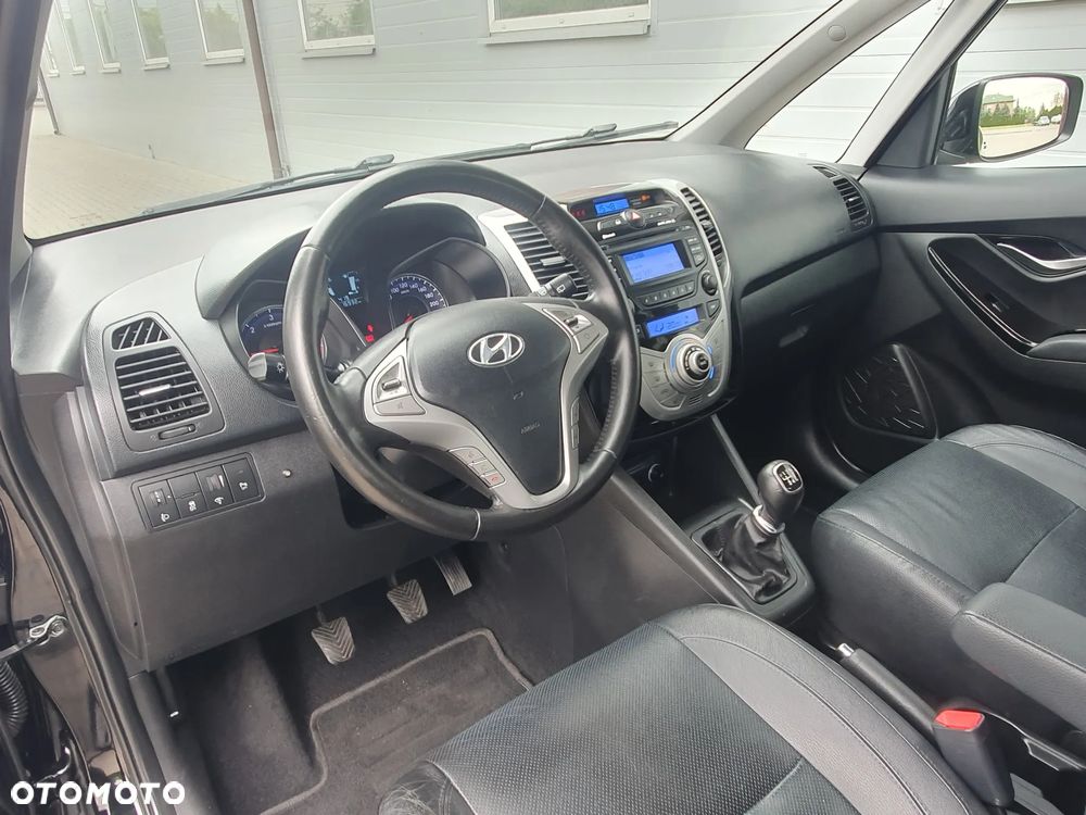 Hyundai ix20 - 23