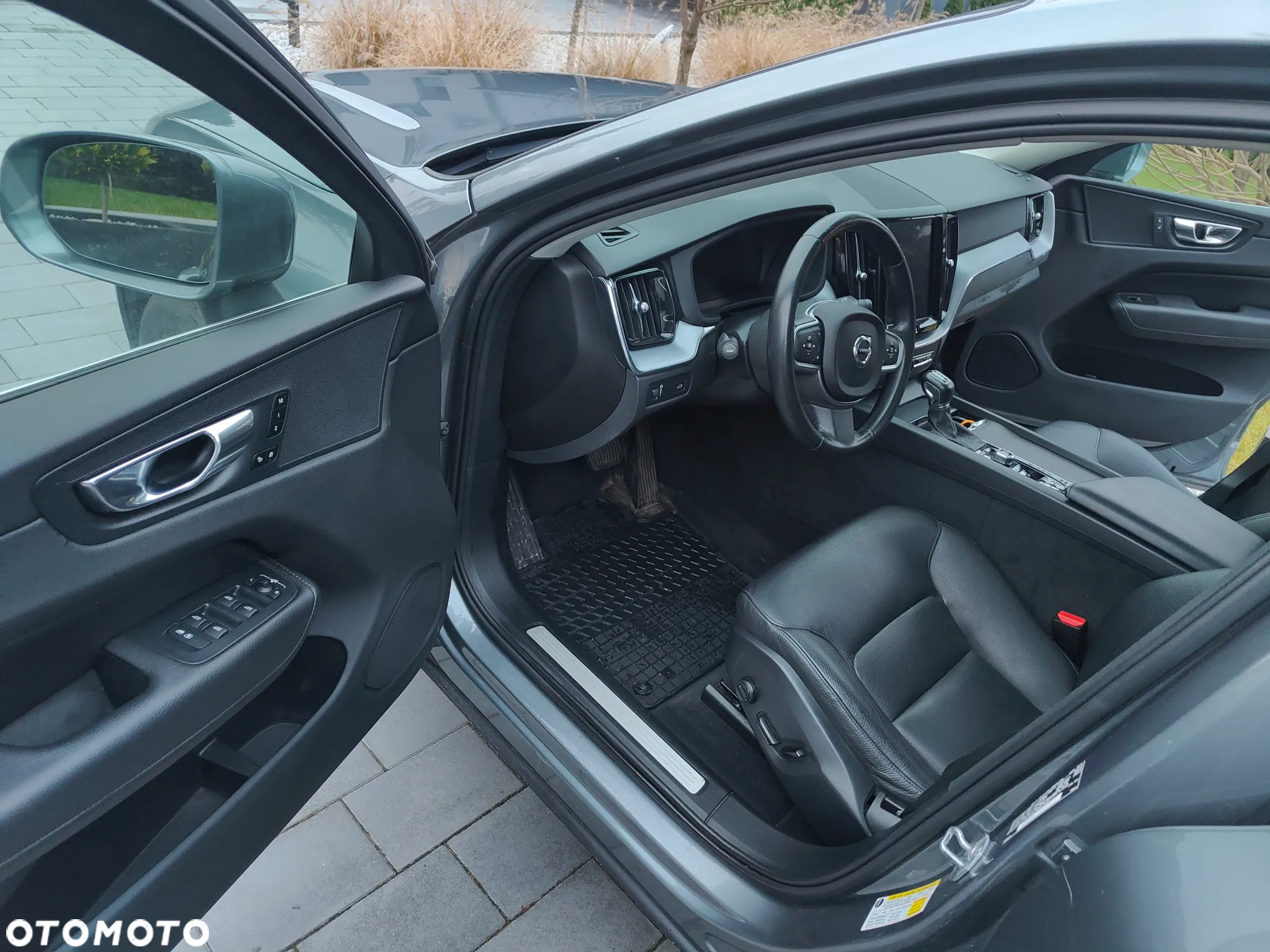 Volvo XC 60 T6 GPF AWD Momentum - 8
