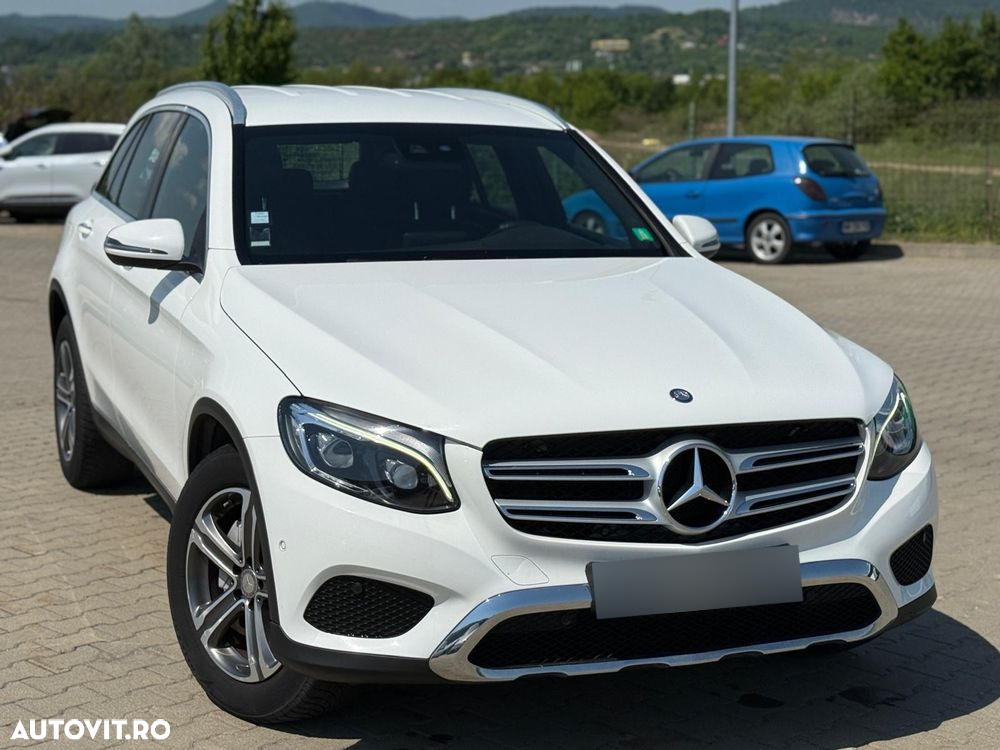 Mercedes-Benz GLC 250 4Matic 9G-TRONIC AMG Line - 6