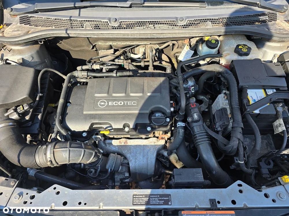 Opel Astra 1.4 Turbo Active - 17