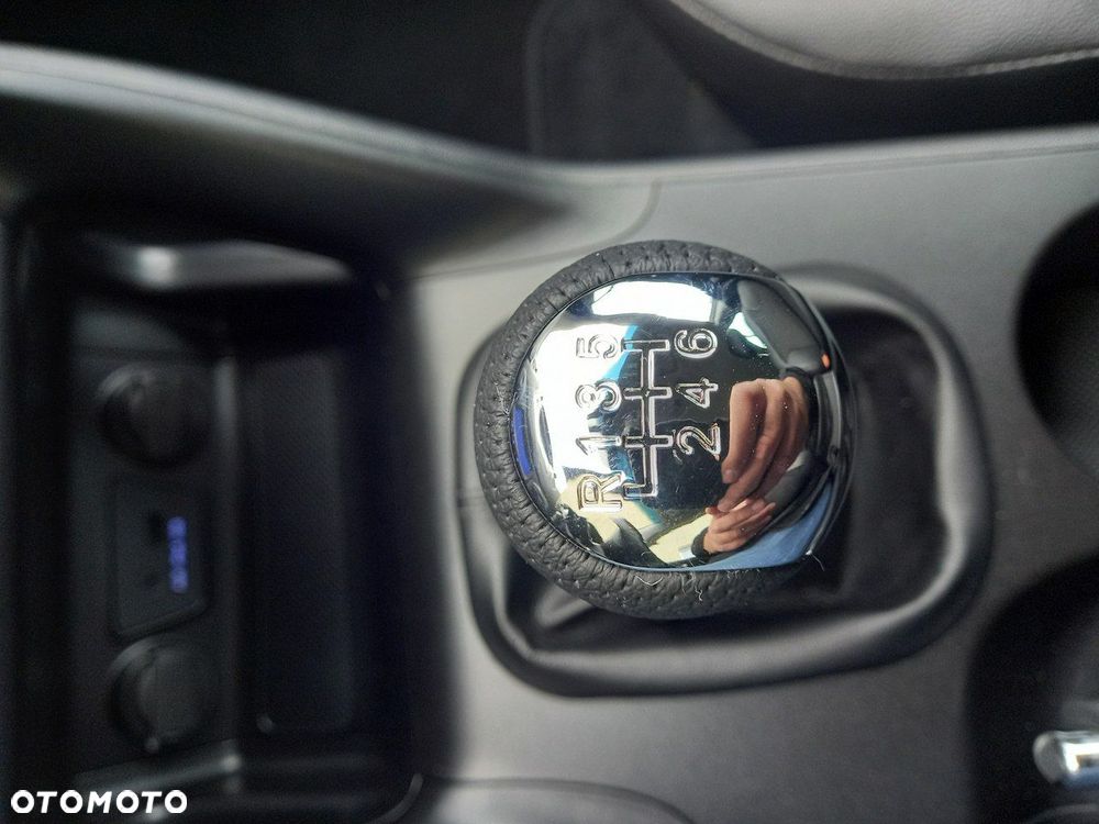 Hyundai ix35 1.7 CRDi Premium 2WD - 38