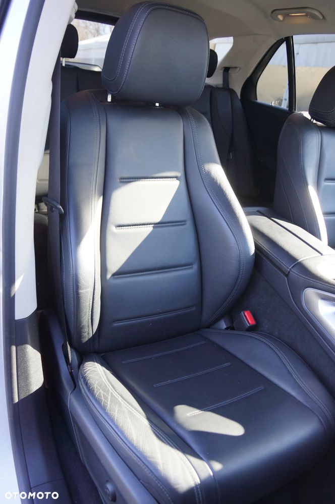 Mercedes-Benz GLE 350 d 4Matic 9G-TRONIC AMG Line - 30