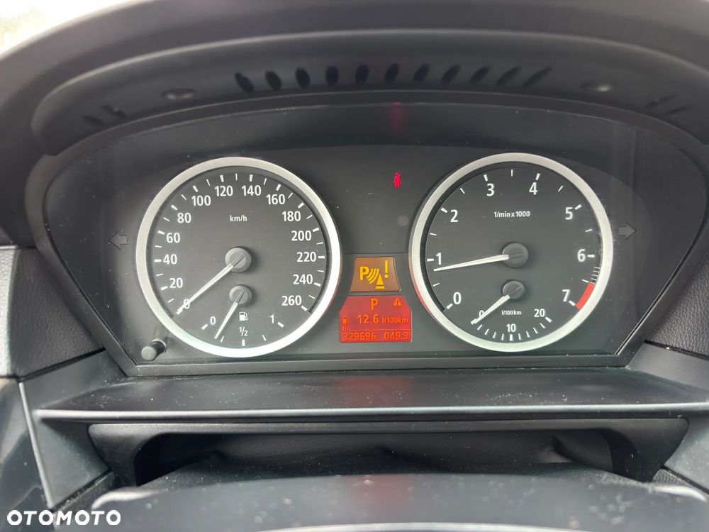 BMW Seria 5 - 15