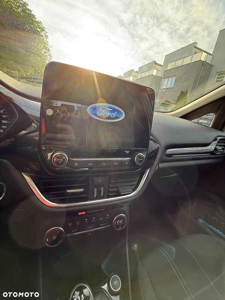 Ford Fiesta - 10