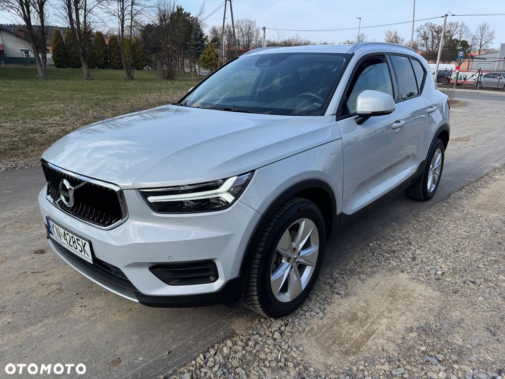 Volvo XC 40 T5 AWD Momentum - 1