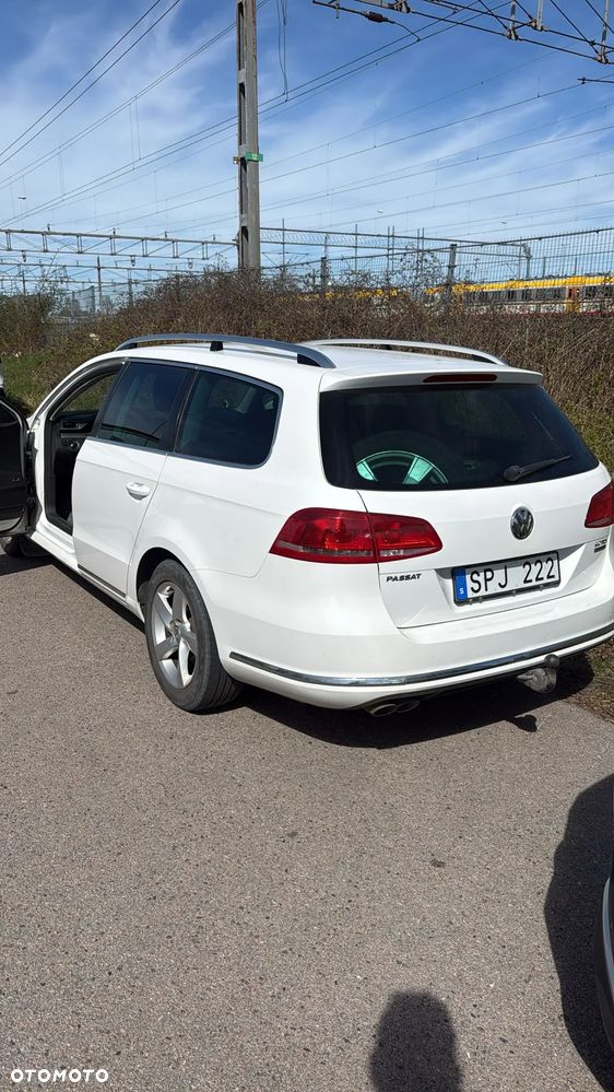 Volkswagen Passat 2.0 TDI 4Motion BlueMotion Technol Trendline - 3