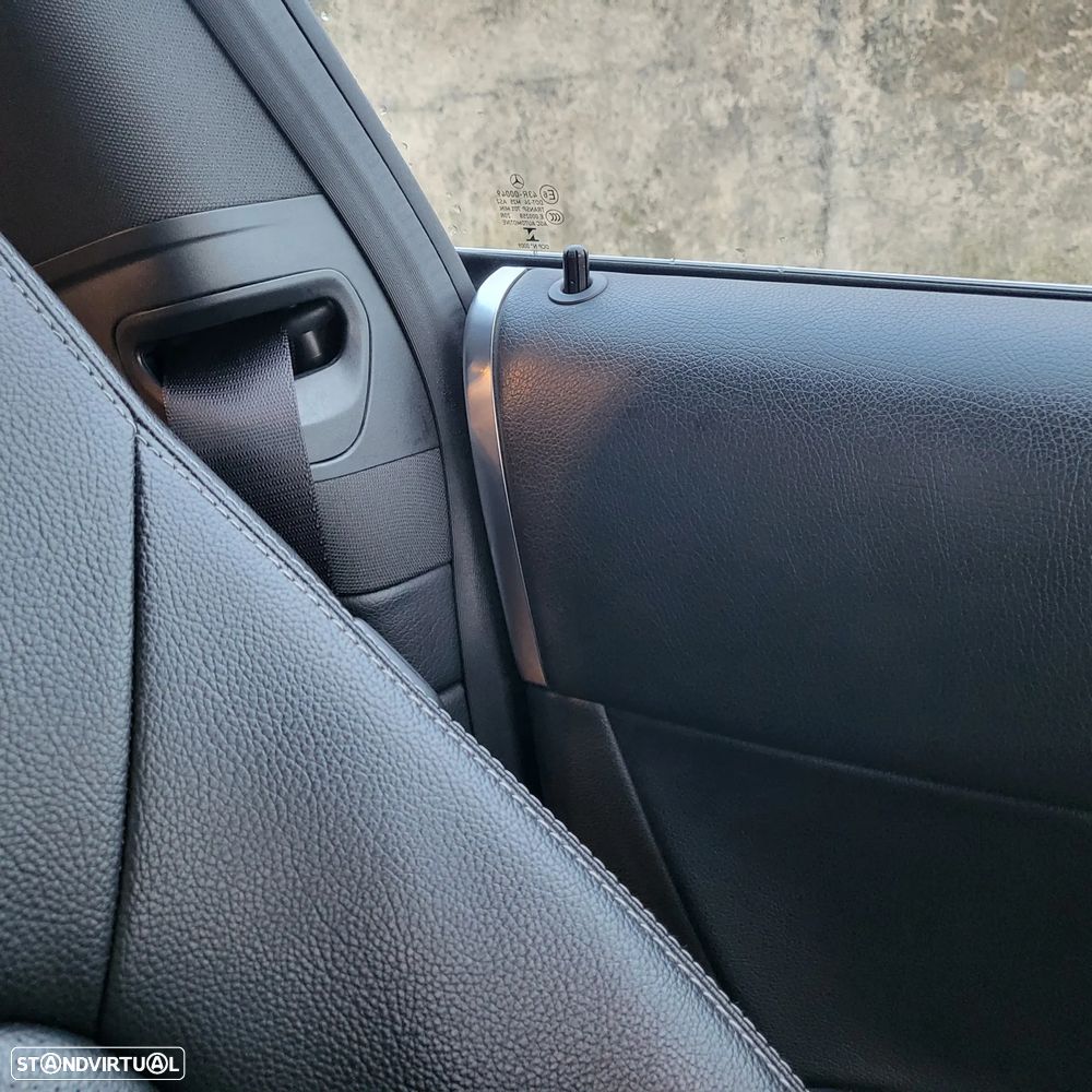 Mercedes-Benz C 220 d - 32