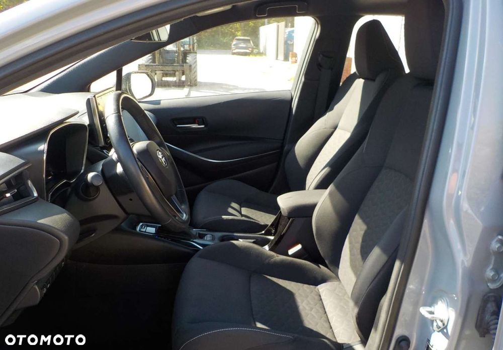 Toyota Corolla - 19