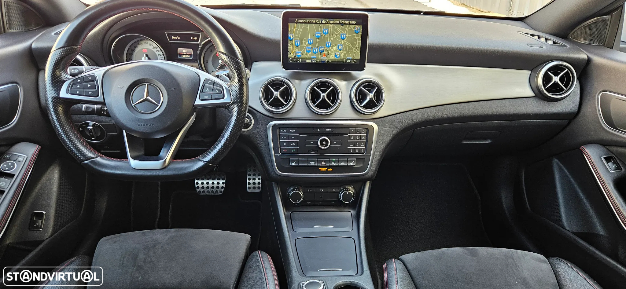 Mercedes-Benz CLA 220 Shooting Brake (CDI) d 4Matic 7G-DCT AMG Line - 10