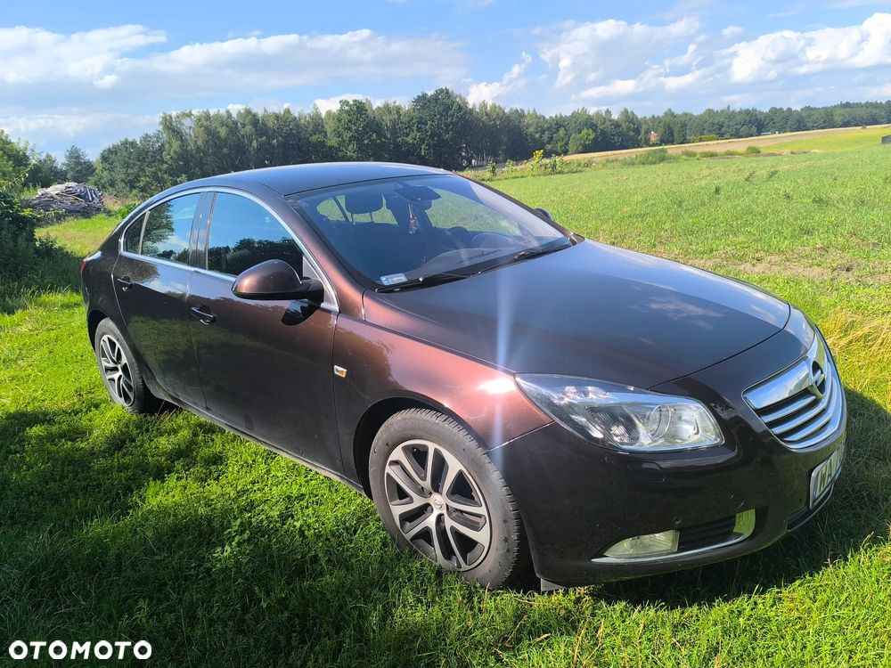 Opel Insignia - 1
