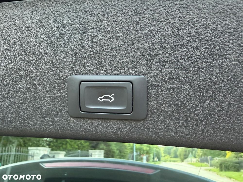 Audi e-tron 55 Quattro Advanced - 32