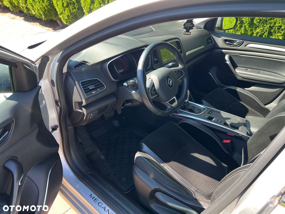 Renault Megane - 11
