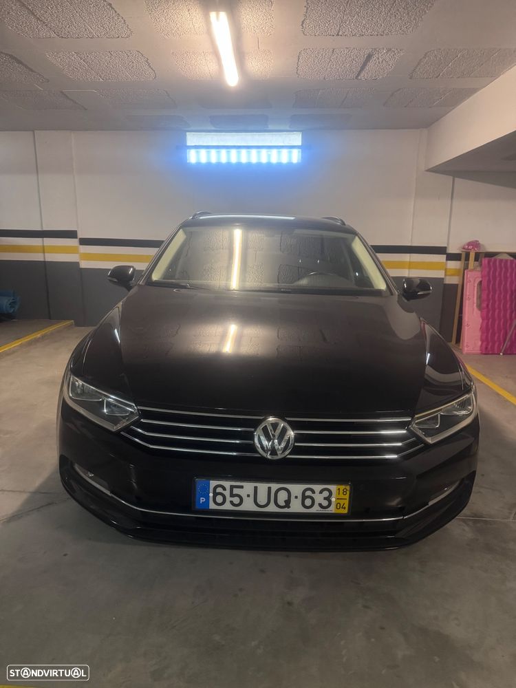 VW Passat Variant 1.6 TDI Confortline DSG - 12