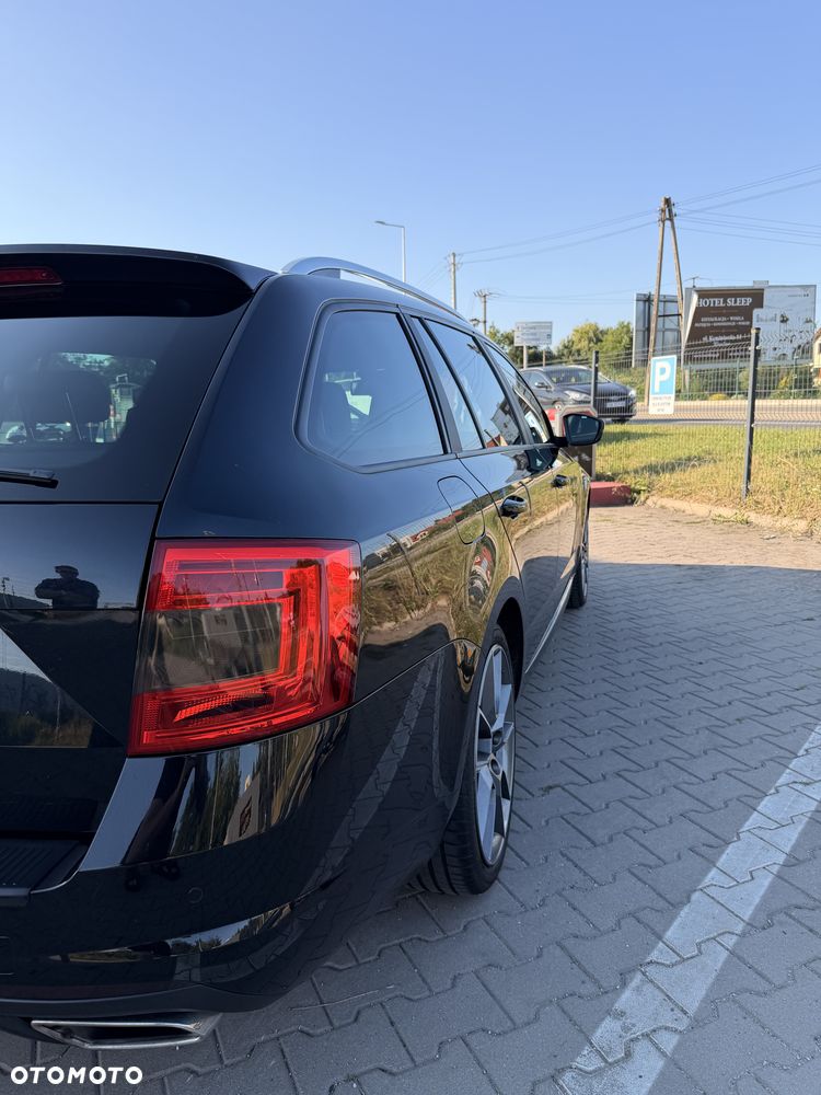 Skoda Octavia 2.0 TSI RS DSG - 13