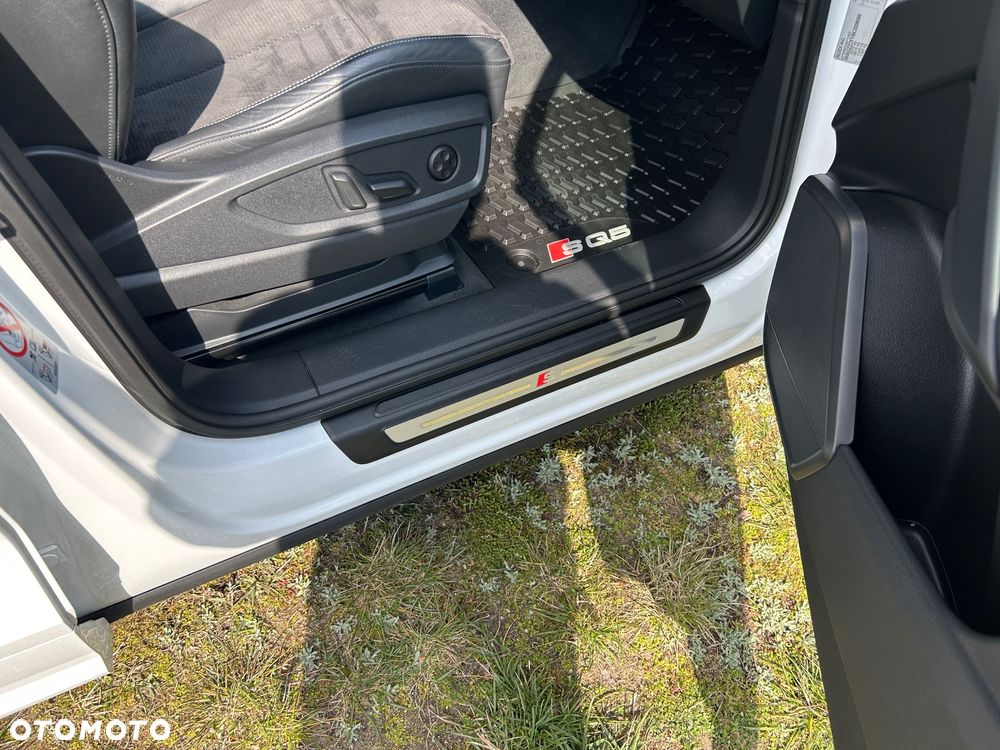 Audi Q5 2.0 TDI S tronic - 11