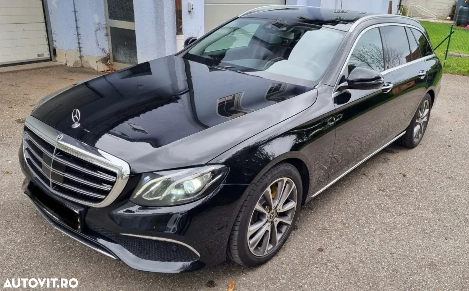 Mercedes-Benz E 220 d 9G-TRONIC Exclusive - 3