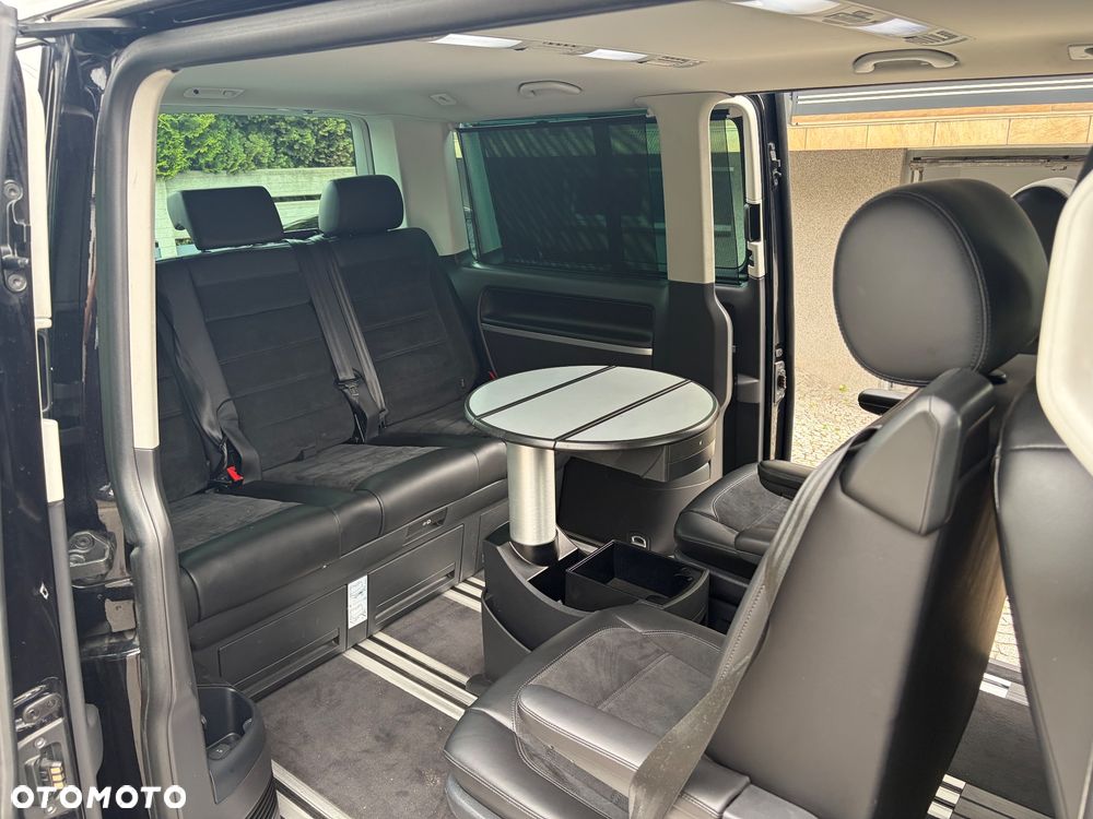 Volkswagen Multivan - 6