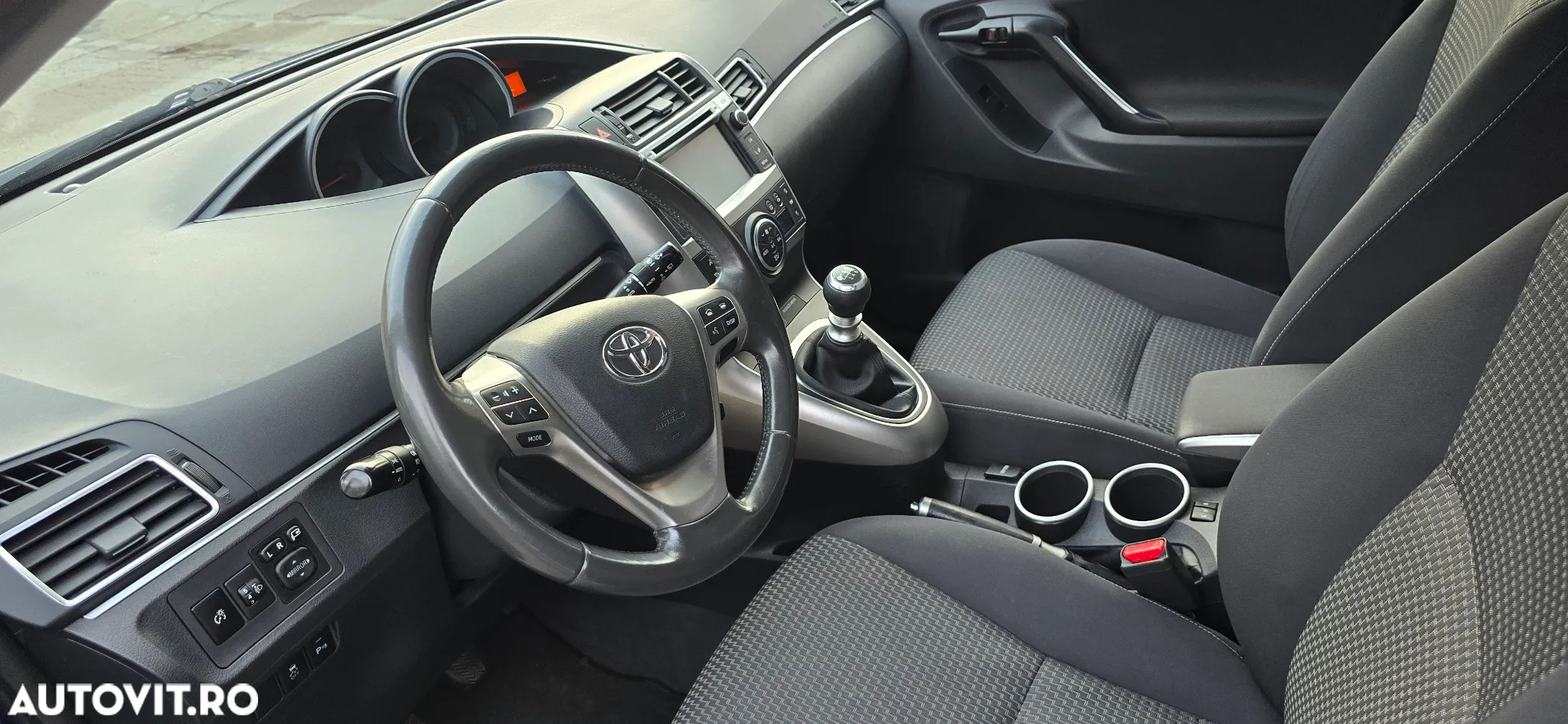 Toyota Verso 1.6 D-4D 7-Sitzer Start/Stop Executive - 16