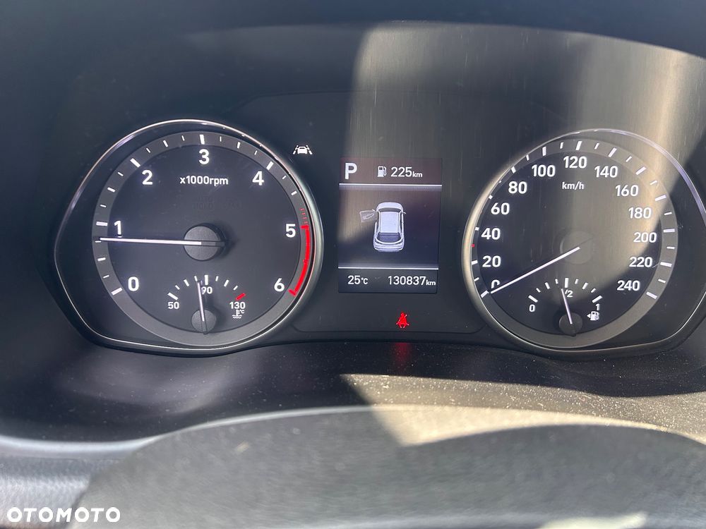 Hyundai i30 1.6 D Comfort DCT - 17