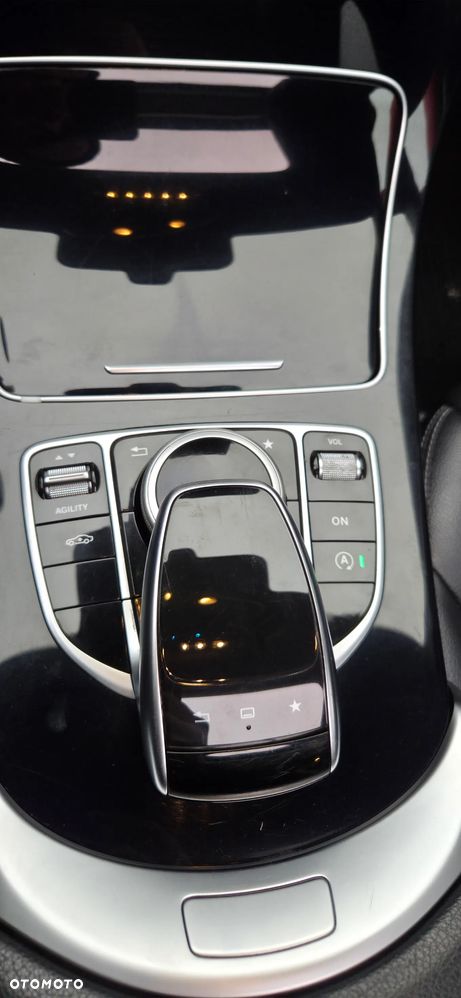 Mercedes-Benz Klasa C 220 T CDI DPF Automatik Elegance - 28