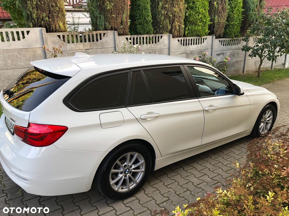 BMW Seria 3 318i - 6