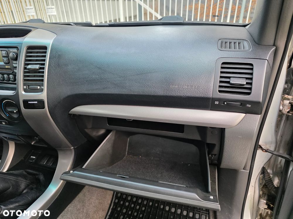 Toyota Land Cruiser 3.0 D Sol - 31