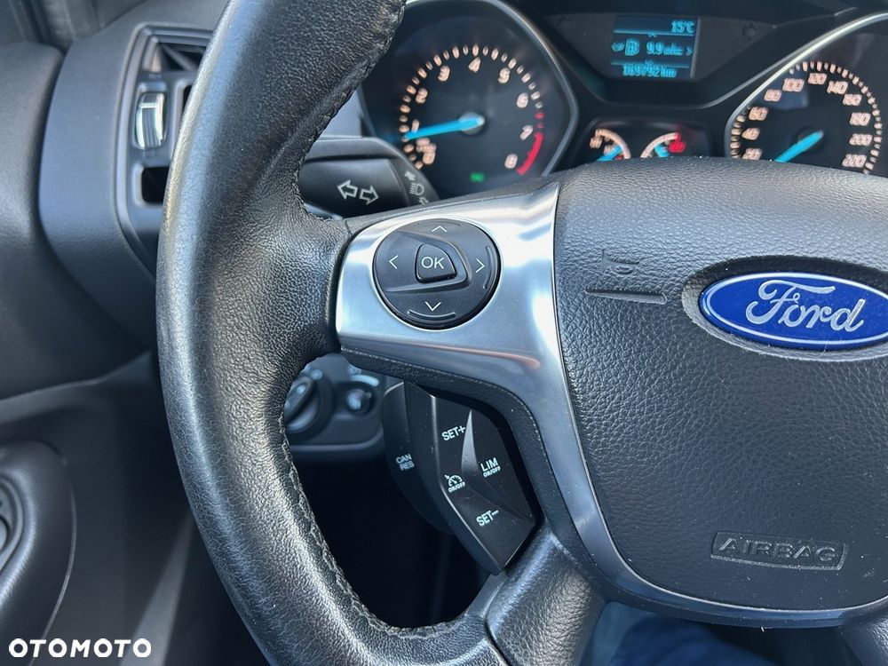 Ford Kuga - 21