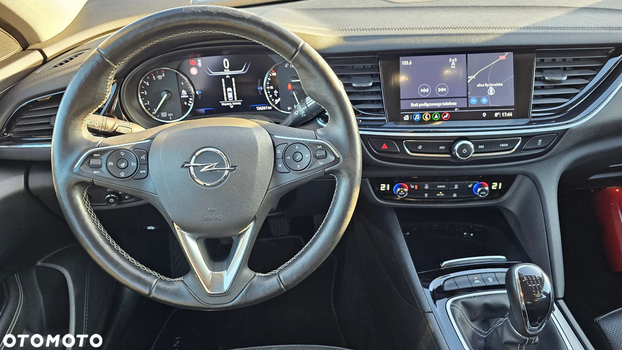 Opel Insignia Sports Tourer 1.6 ECOTEC Diesel Business Edition - 19