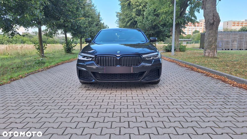 BMW Seria 5 520e M Sport sport - 10