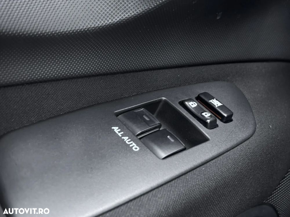 Toyota Auris - 15
