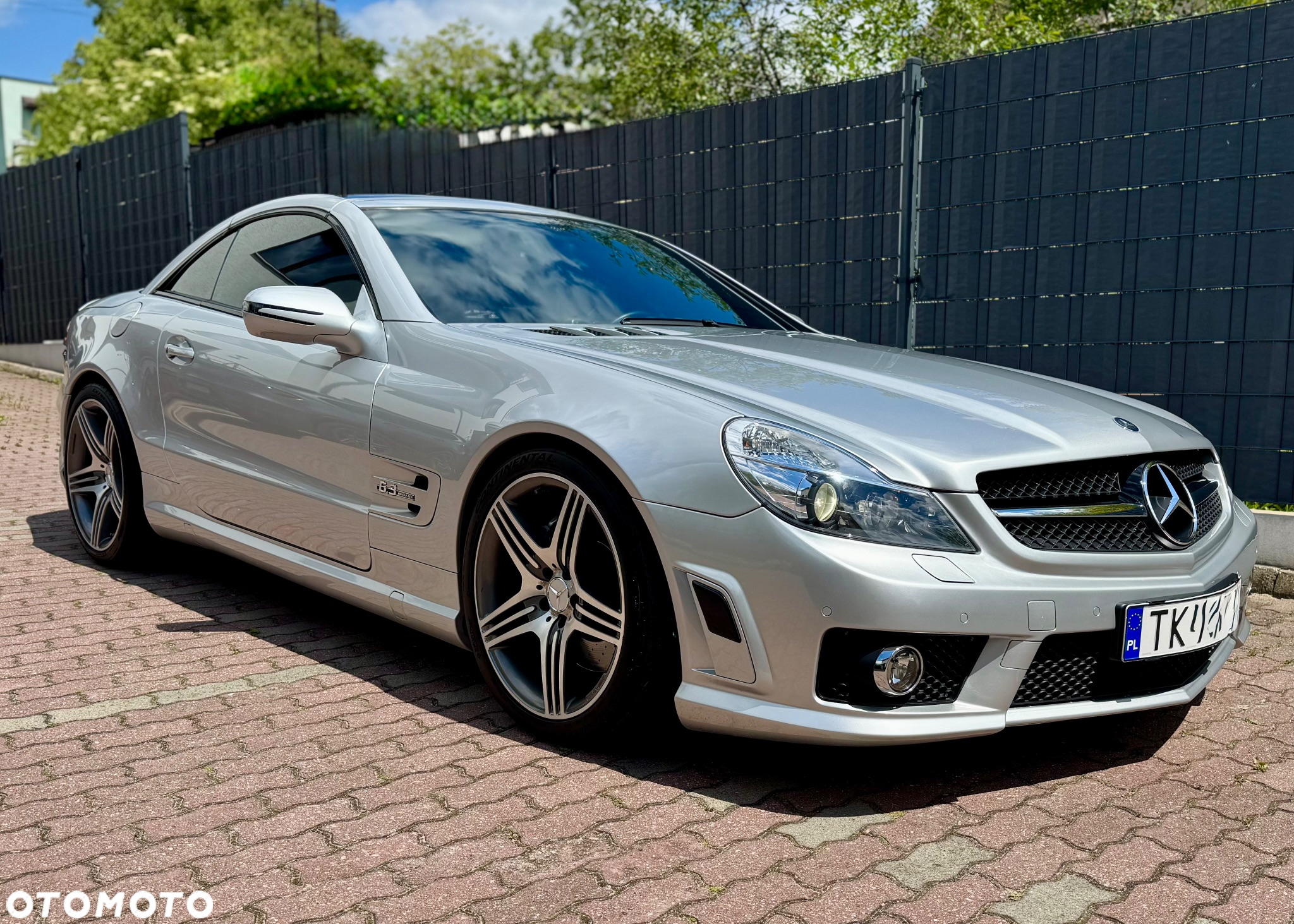 Mercedes-Benz SL 63 AMG - 6