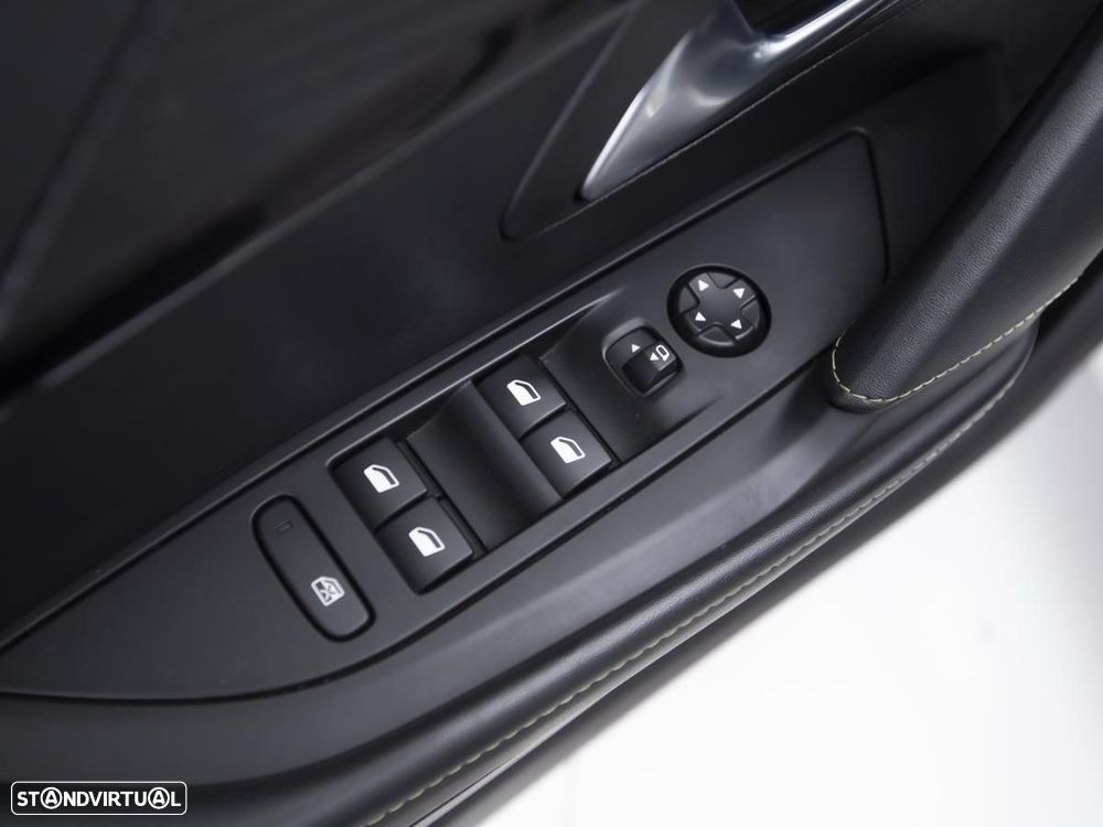 Peugeot 208 1.5 BlueHDi GT - 14