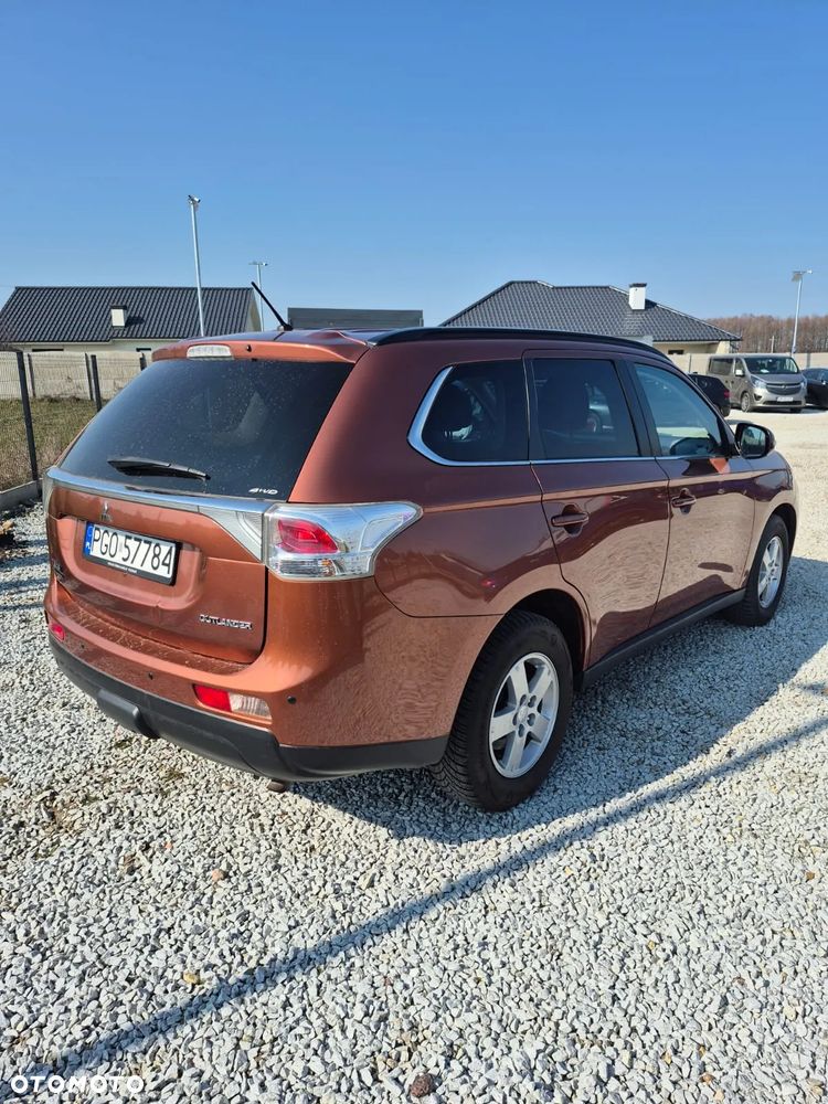 Mitsubishi Outlander 2.2 DID Intense - 7