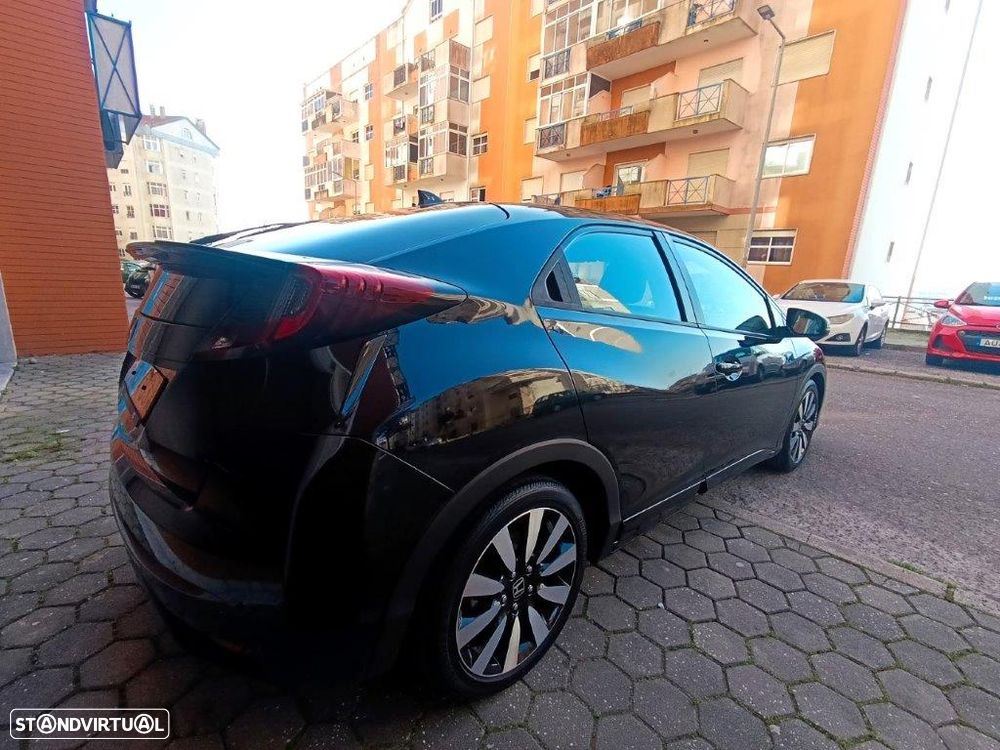 Honda Civic 1.4 i-VTEC Sport Black Edition - 9