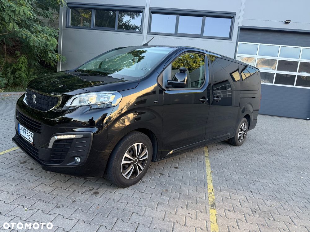 Peugeot Traveller - 1