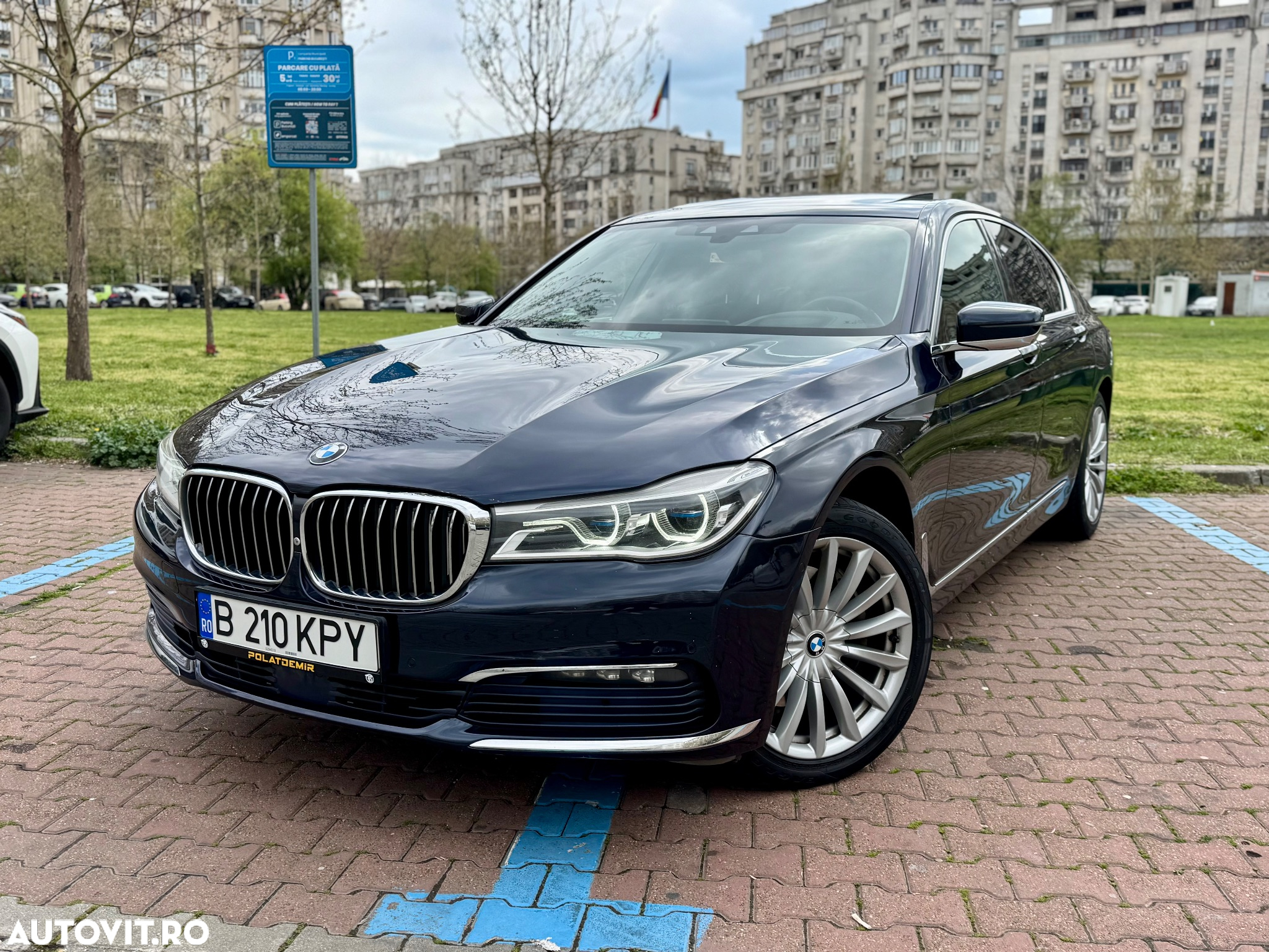 BMW Seria 7 740d xDrive - 12