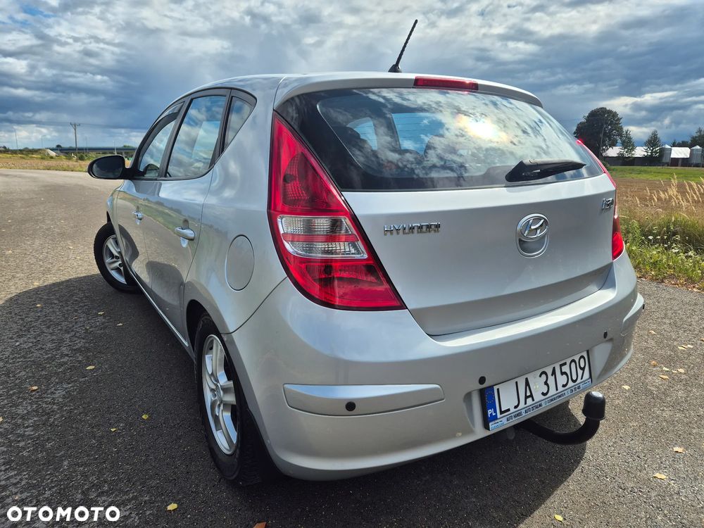 Hyundai i30 1.6 blue Comfort - 2