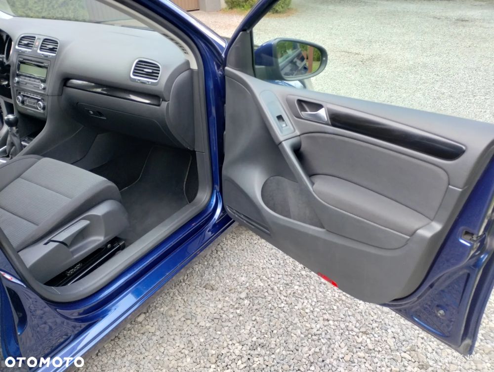 Volkswagen Golf 1.6 Comfortline - 30