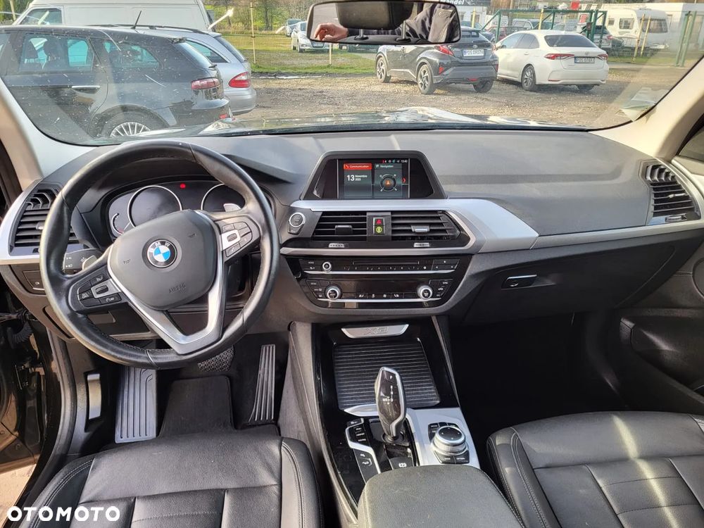 BMW X3 xDrive30i Advantage sport - 25