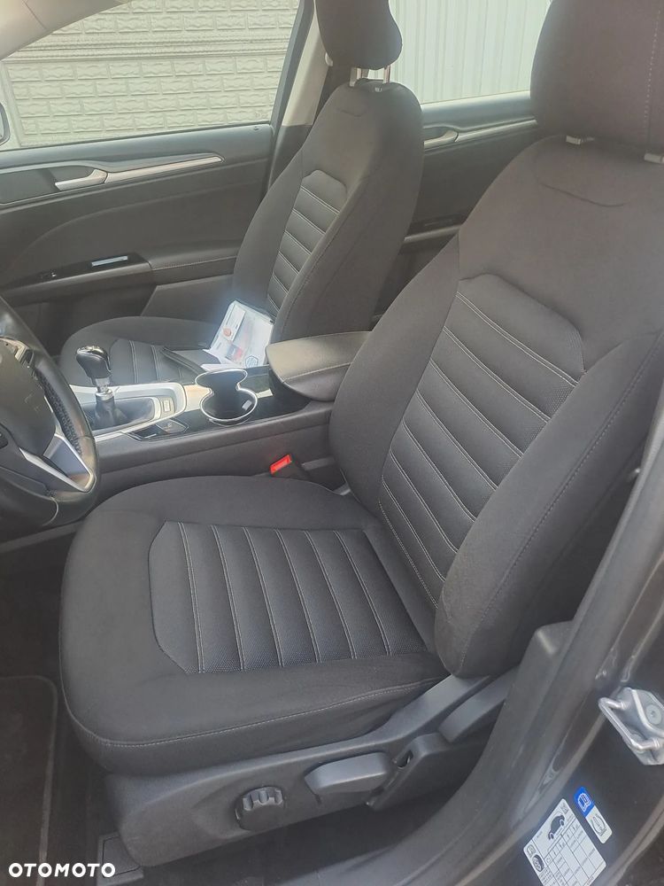 Ford Mondeo - 10