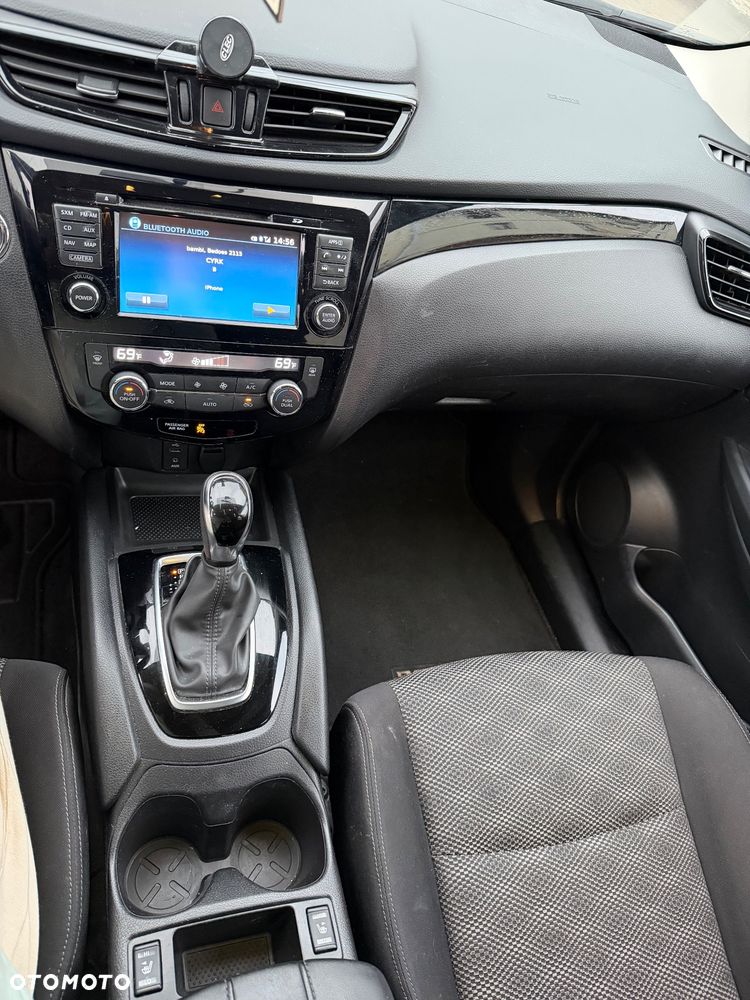 Nissan Qashqai - 17