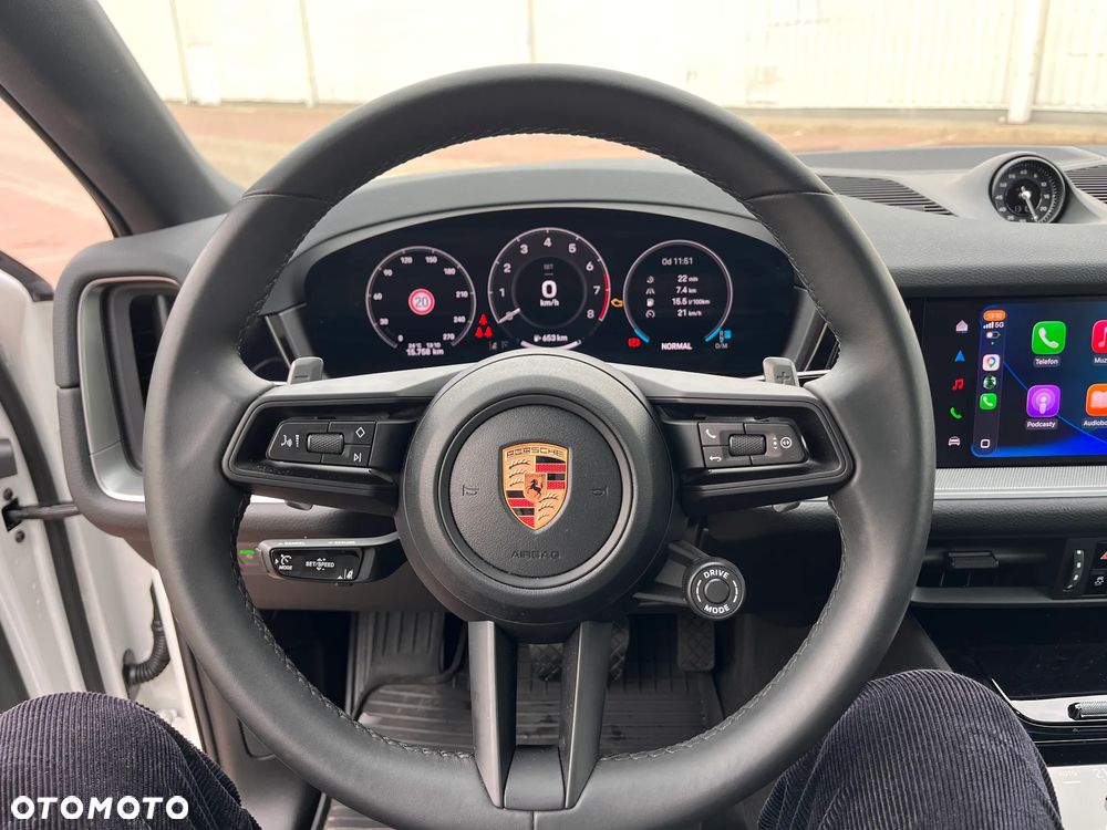 Porsche Cayenne Standard - 17